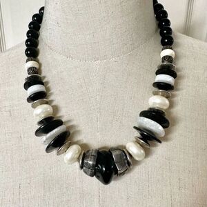 BPL Bijoux black and silver tone chunky beaded vintage necklace